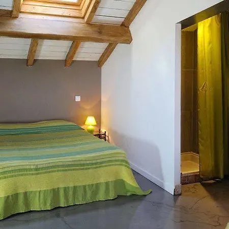 Le Tourisme Hotel