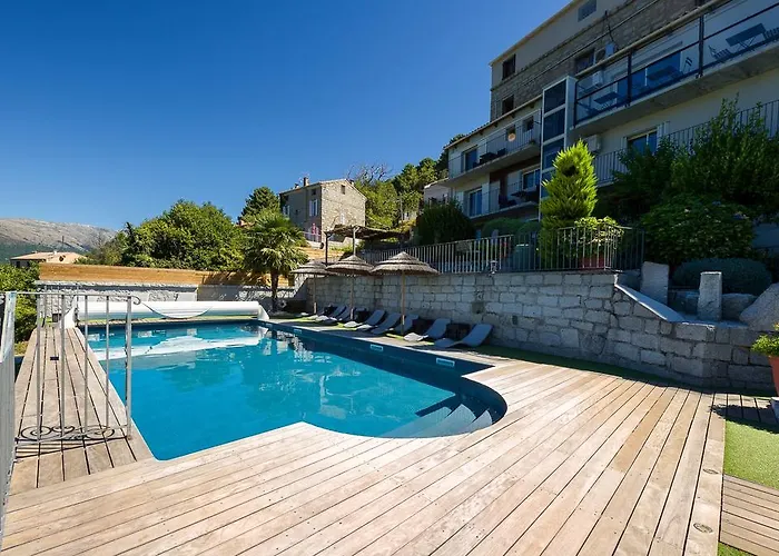 Le Tourisme ホテル 3*